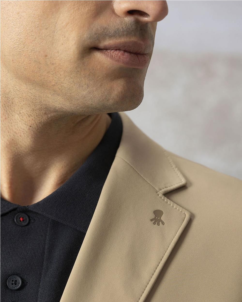 Americana Ultraligera hombre TOPO