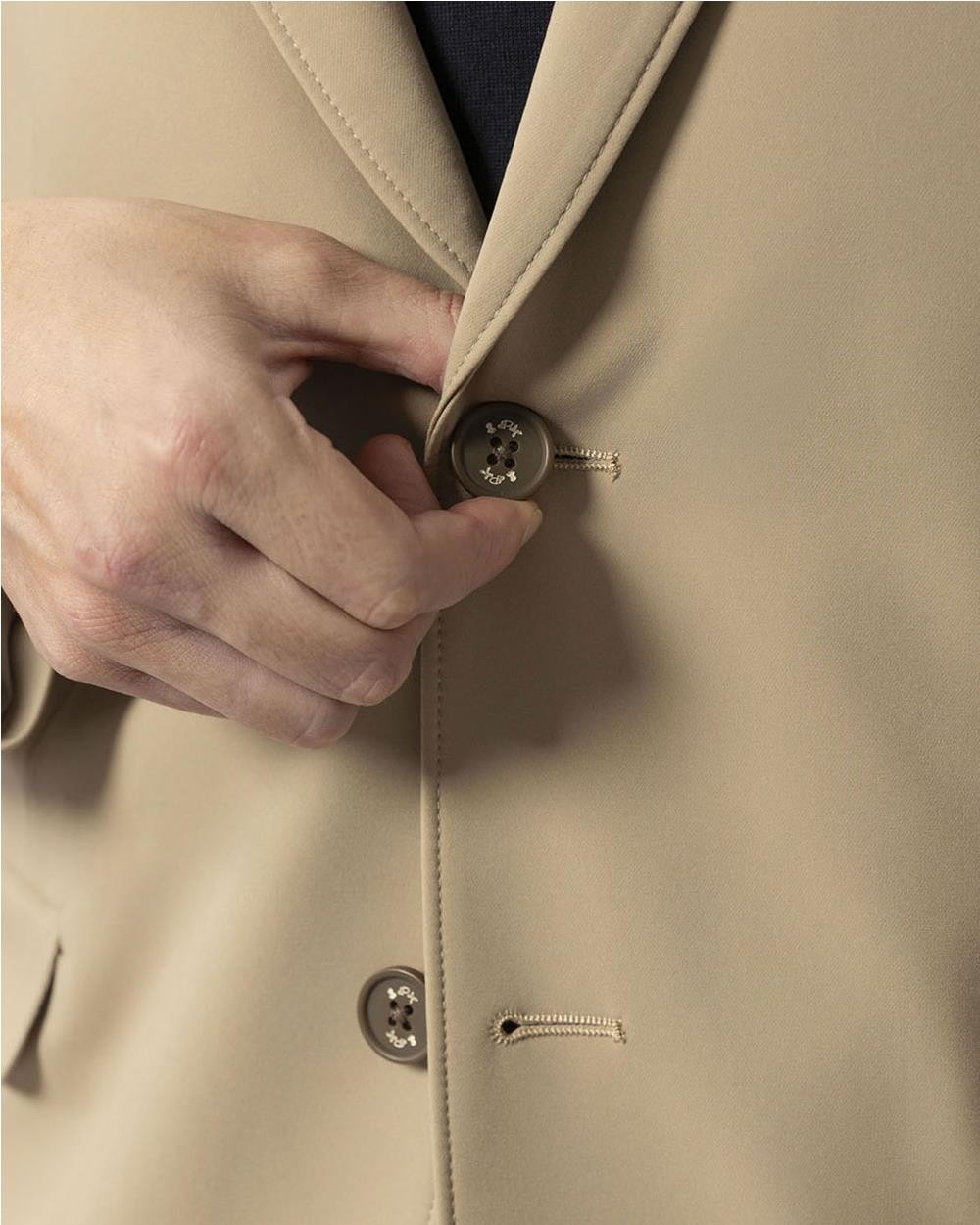 Americana Ultraligera hombre TOPO