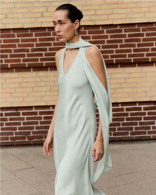 Vestido con pañuelo Brielle... 2