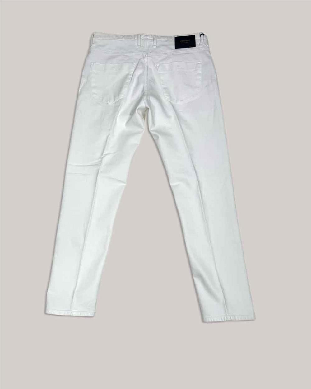 Pantalon sastrero cinco bolsillos...