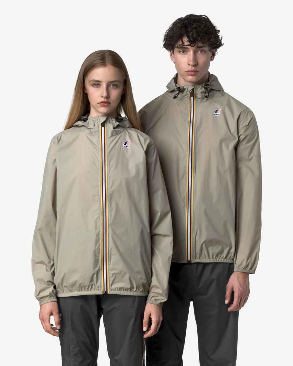 Chaqueta impermeable unisex packable... Chaqueta impermeable unisex packable...