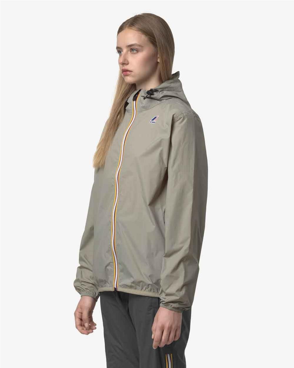 Chaqueta impermeable unisex packable... Chaqueta impermeable unisex packable...