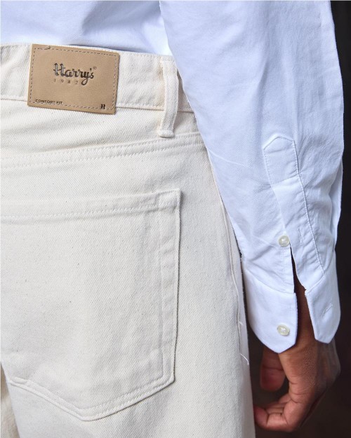 Pantalon cinco bolsillos...