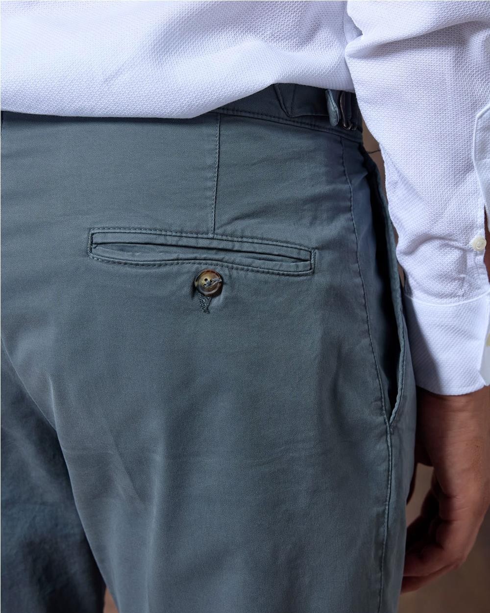 Chino de algodon hombre GRIS