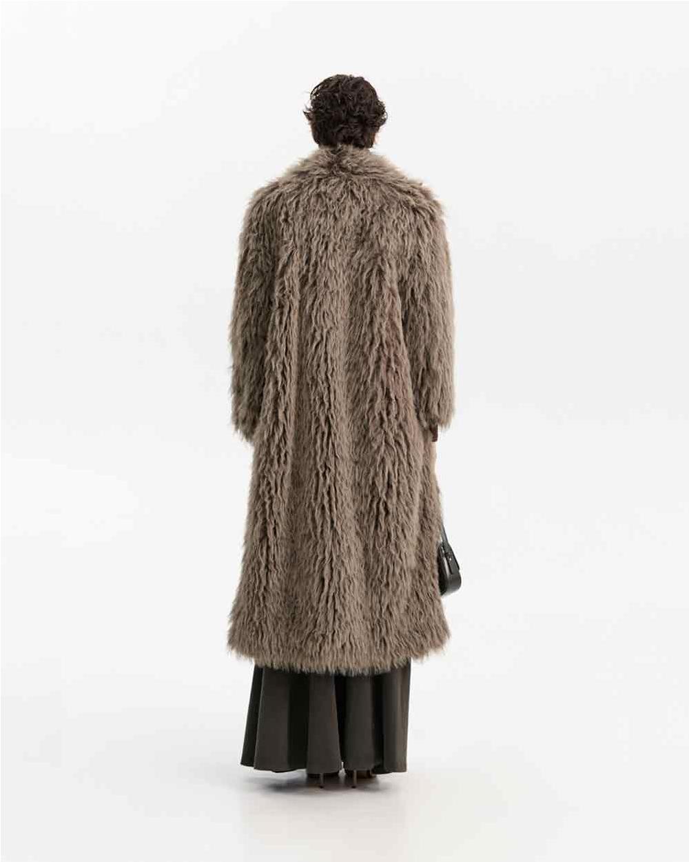 Abrigo pelo largo mujer oversize FANGO Abrigo pelo largo mujer oversize FANGO