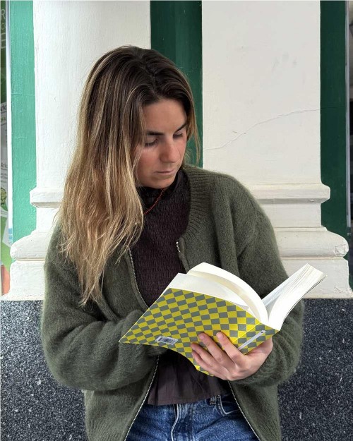 Chaqueta con cremallera...