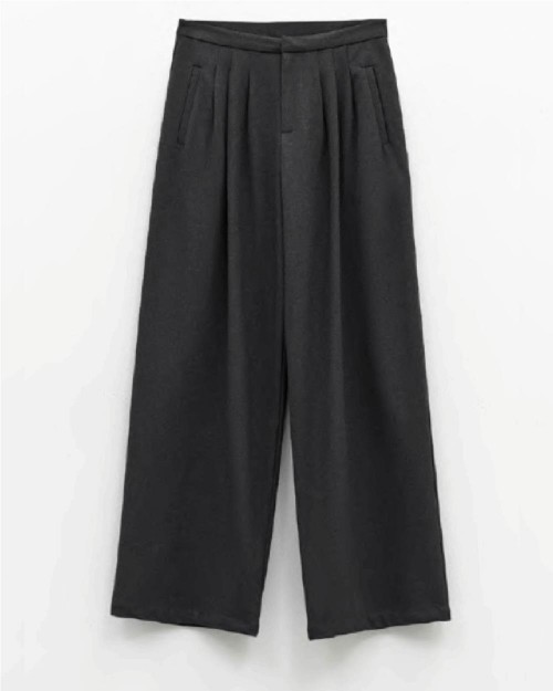 Pantalón ancho de pinza...