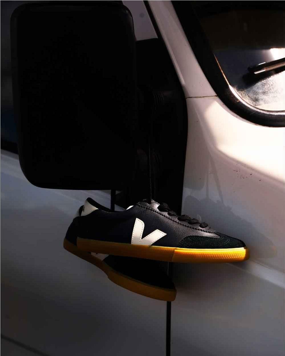 Zapatilla Volley leather mujer