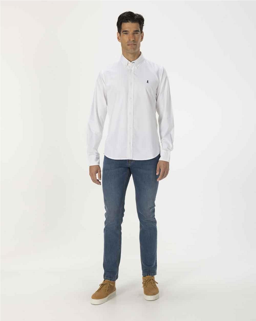 Camisa básica oxford lisa
