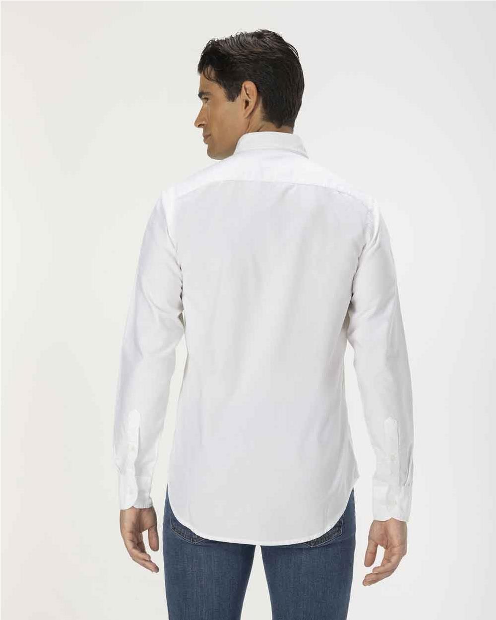 Camisa básica oxford lisa