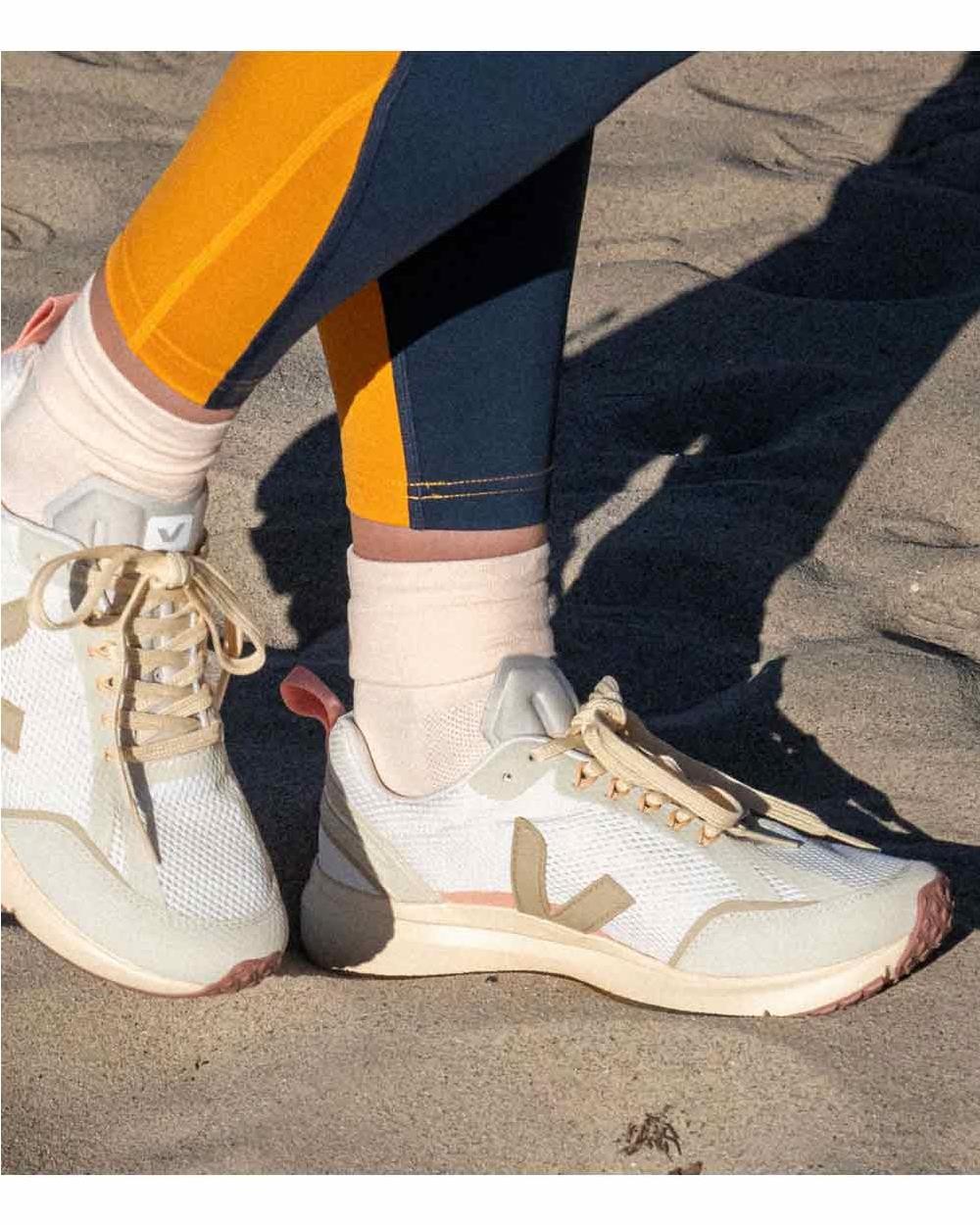 Condor 2 zapatilla mujer Alveomesh...